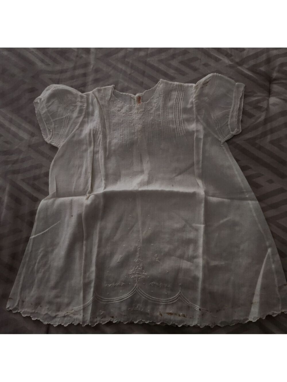 Vtg Antique infant dress is a fine example of "Handmade Imported" - Picture 5 of 13
